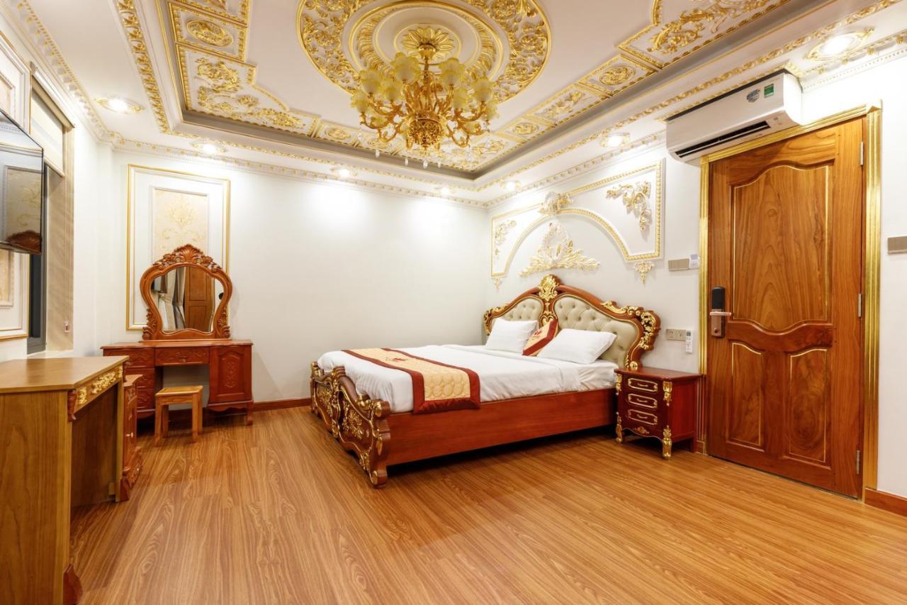 Tri Tam Hotel - Khach San Tri Tam Ben Luc Exteriör bild